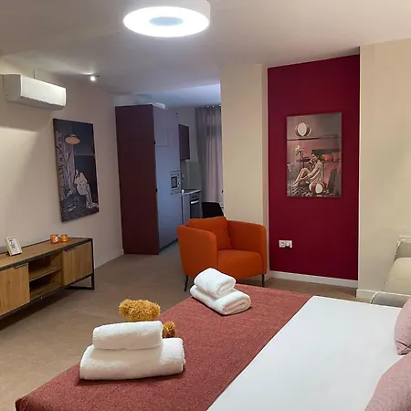 Apartamento Osito Hub - Pintor Nicolau Valencia
